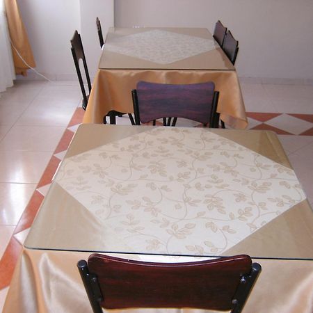 Hostal Fevilamir إيبارا المظهر الخارجي الصورة