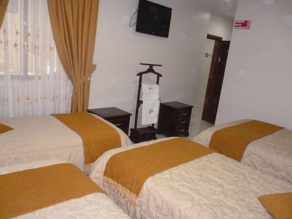 Hostal Fevilamir إيبارا المظهر الخارجي الصورة