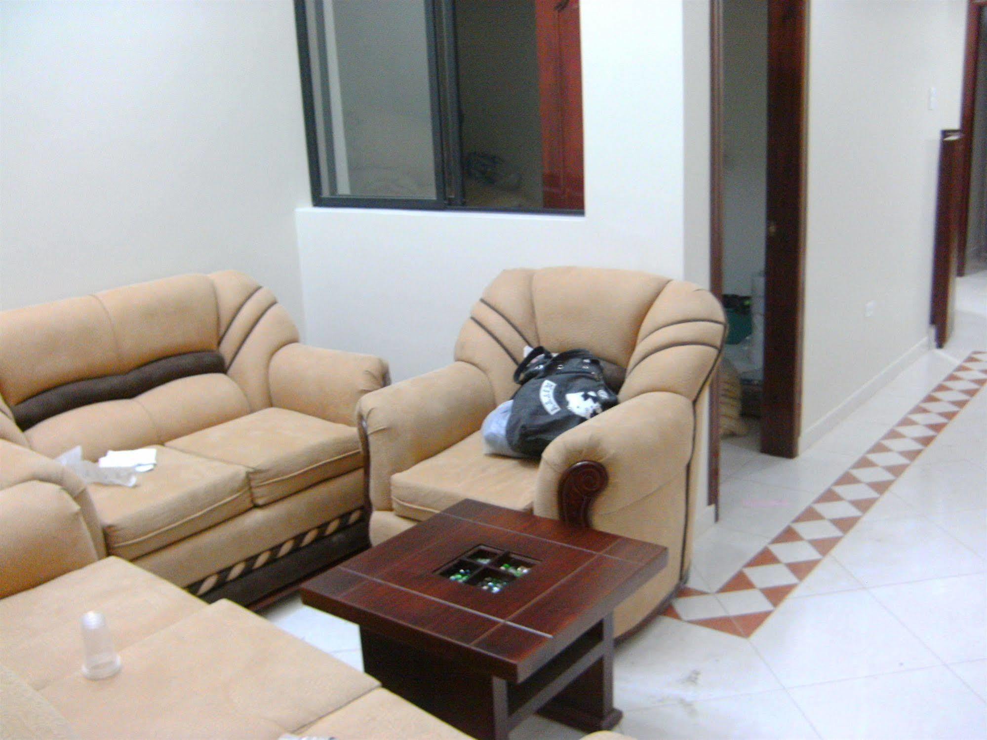 Hostal Fevilamir إيبارا المظهر الخارجي الصورة