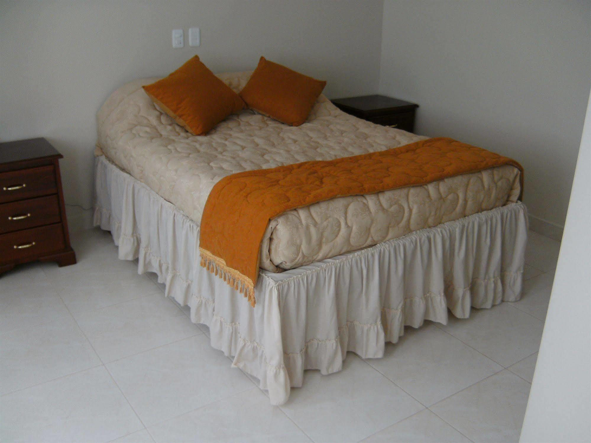 Hostal Fevilamir إيبارا المظهر الخارجي الصورة