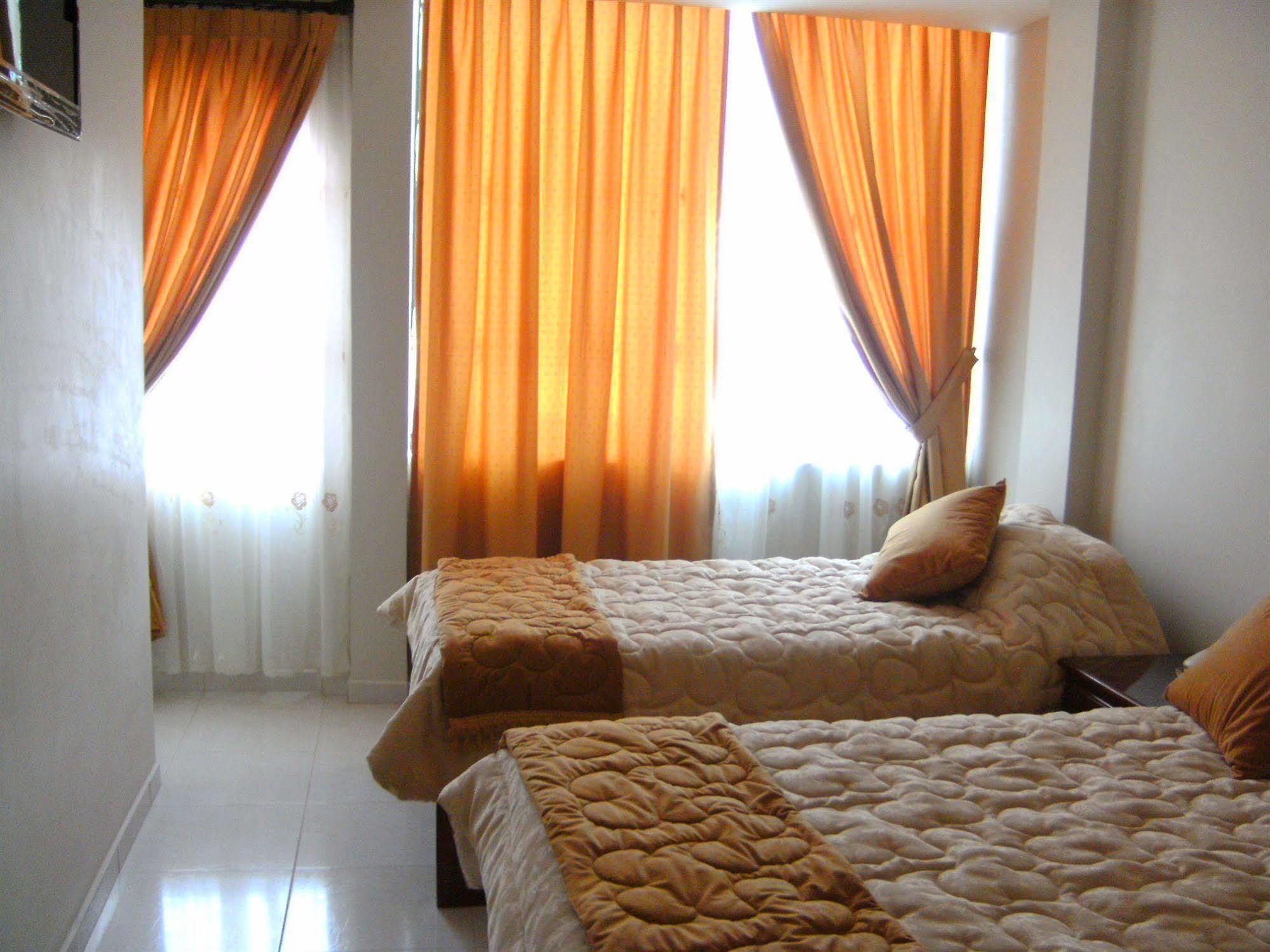Hostal Fevilamir إيبارا المظهر الخارجي الصورة