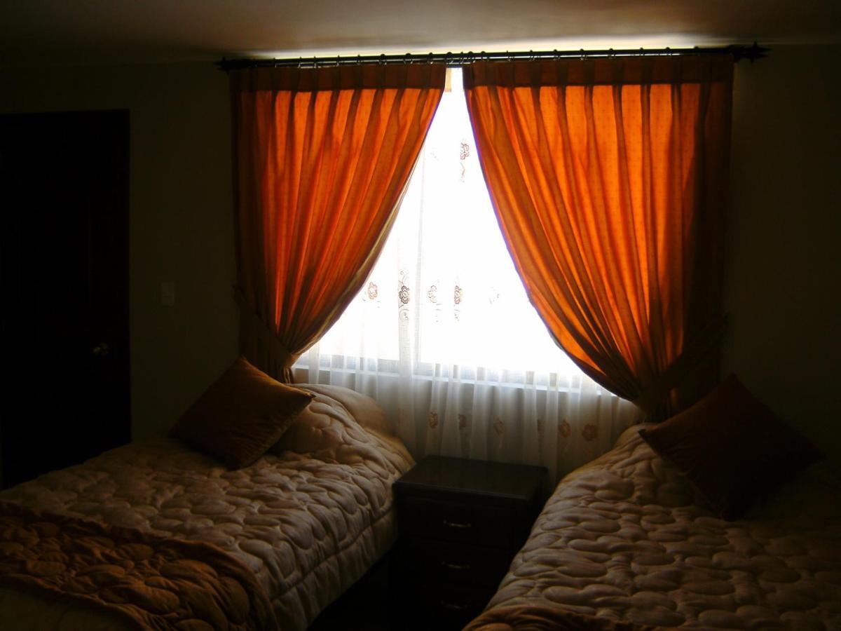 Hostal Fevilamir إيبارا الغرفة الصورة